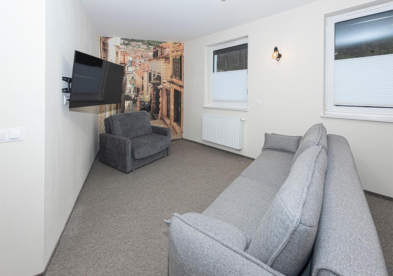 Apartament Piano ชเวียราโดว์-สโดรยจ์ ภายนอก รูปภาพ